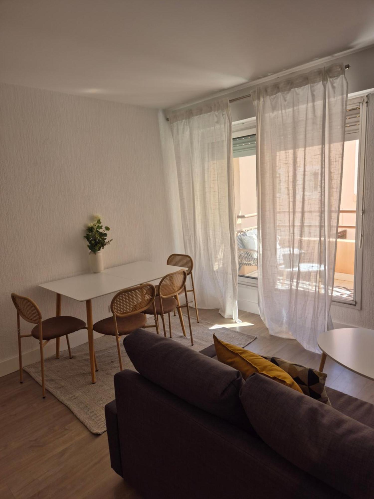 Appartement T2 - Hyeres Gare Exterior photo